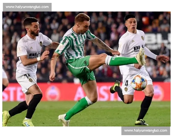 足球直播手机版全新体验实时赛事高清流畅随时随地观看不错过精彩瞬间